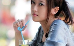 一女被多男玩前后夹击